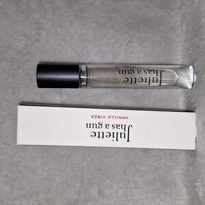 New Juliette has a Gun Vanilla Vibes travel spray  7.5 ml